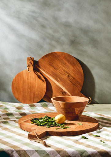Socorro Large Round Acacia Board by Orsina