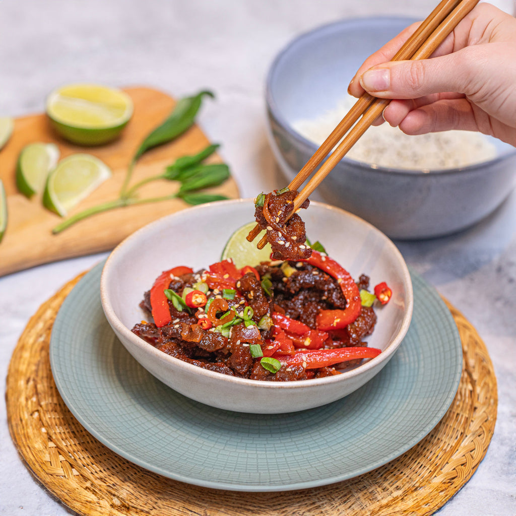 Crispy Chilli Beef Recipe Kit by Tyga, view 4
