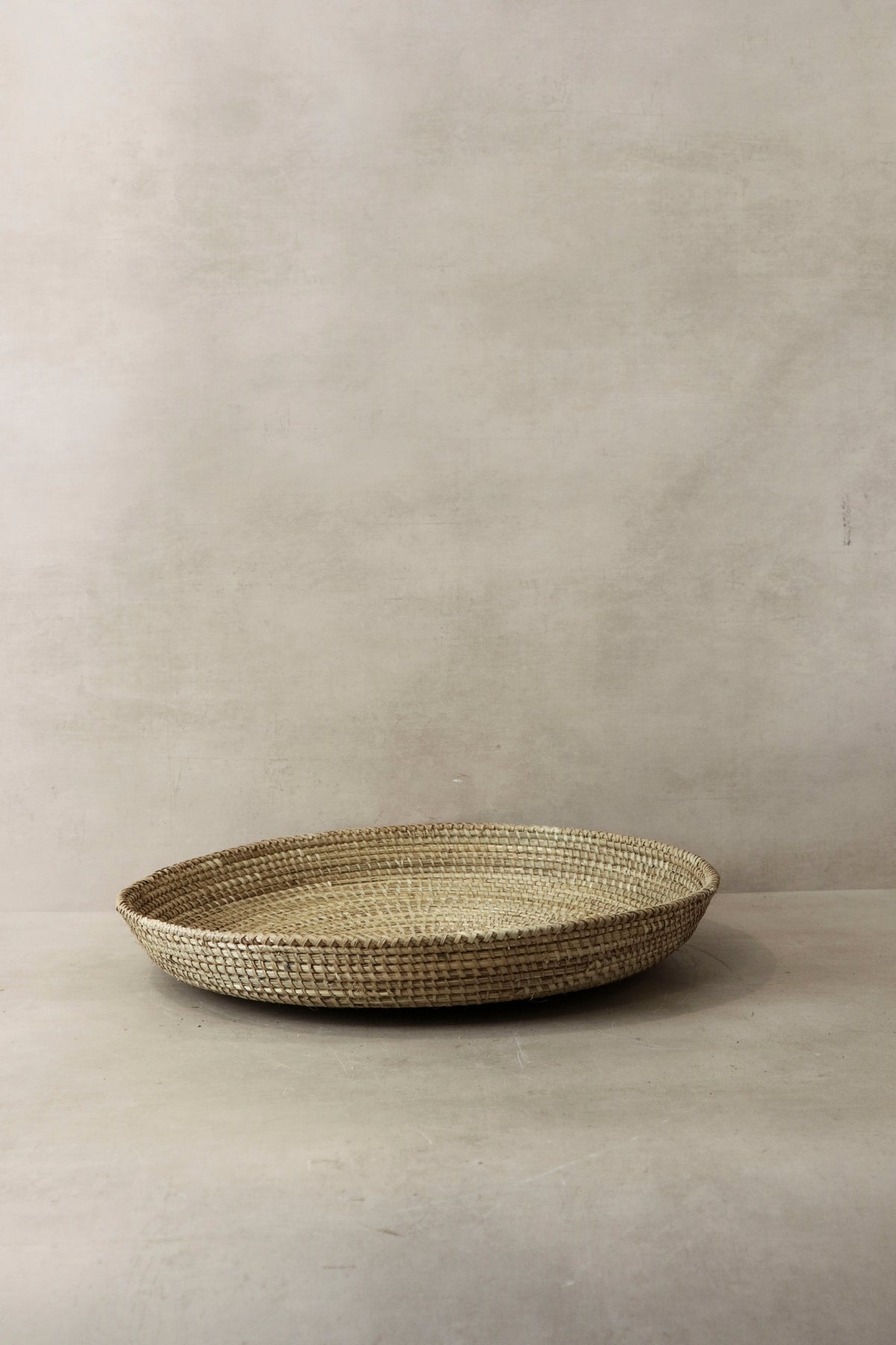 Handmade natural woven tray from Senegal, view 6