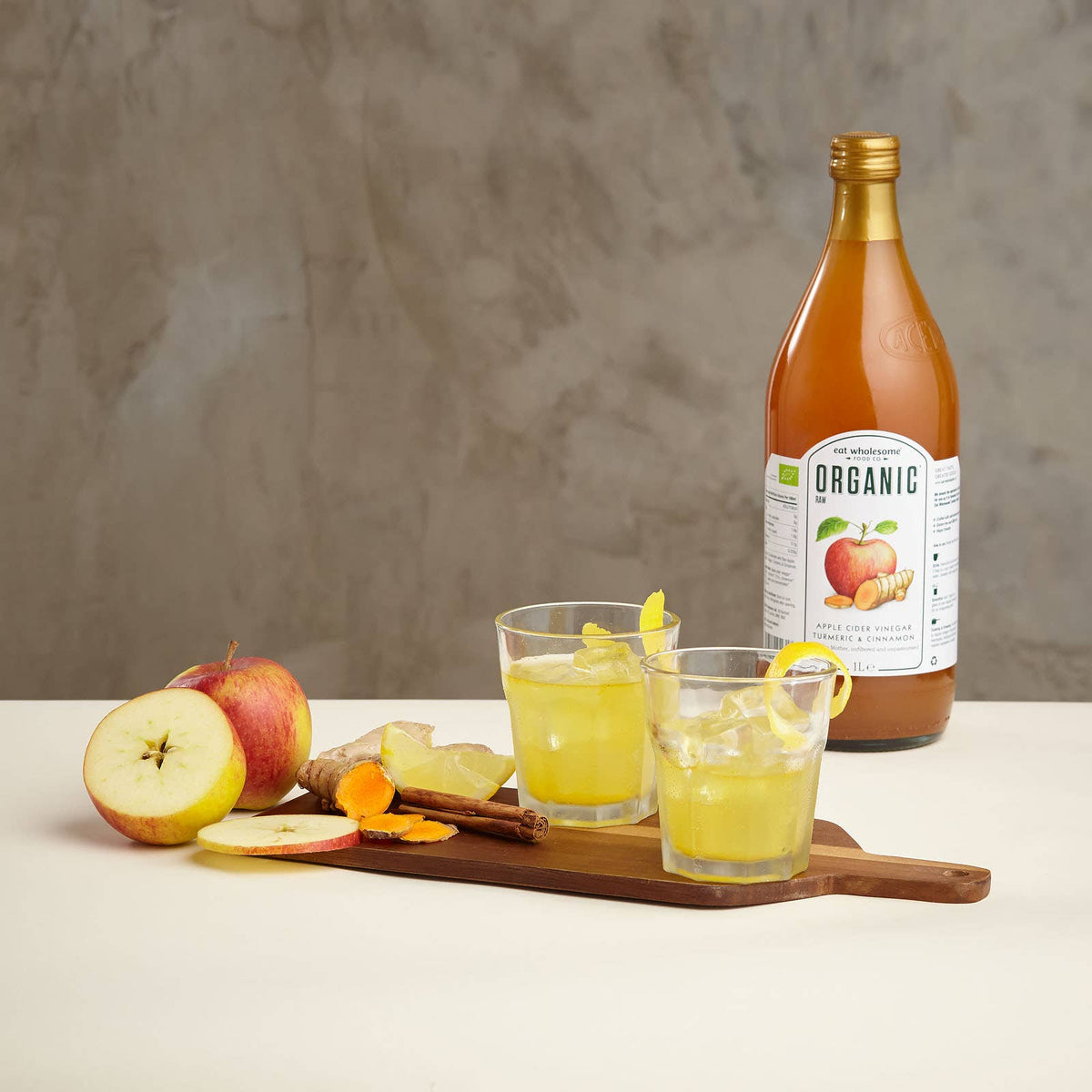 Eat Wholesome Organic Apple Cider Vinegar with Turmeric and Cinnamon 1L, view 2