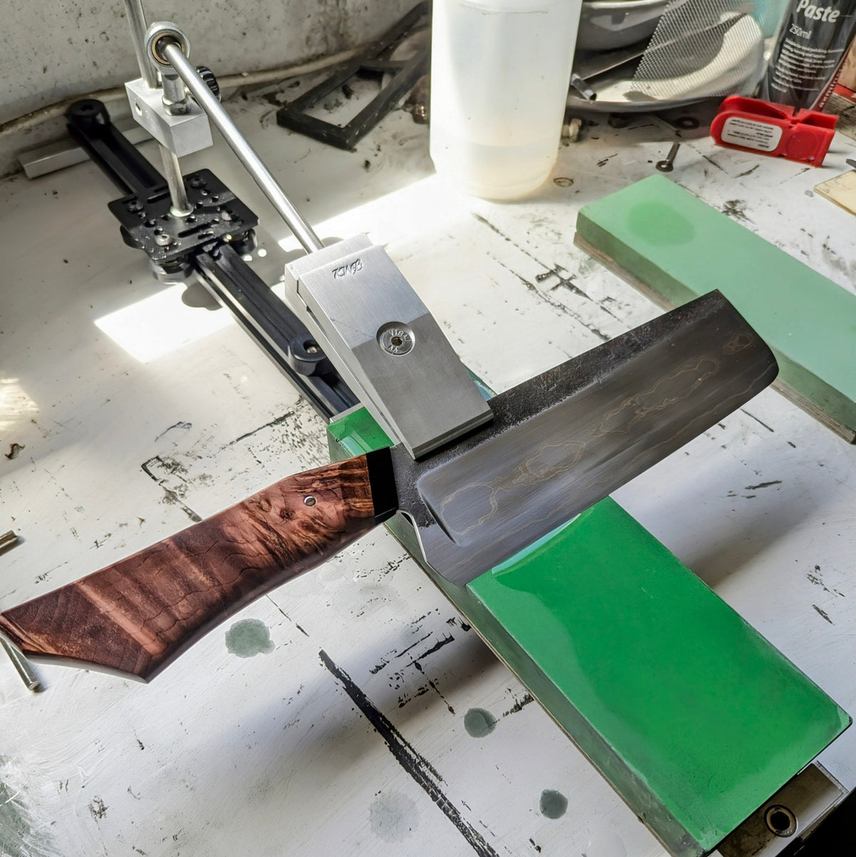KWB Knife Sharpening System